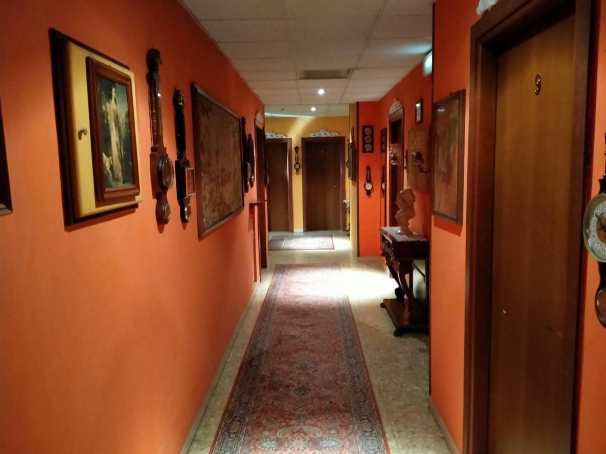 Hotel San Carlo Santa Croce sullʼ Arno Buitenkant foto